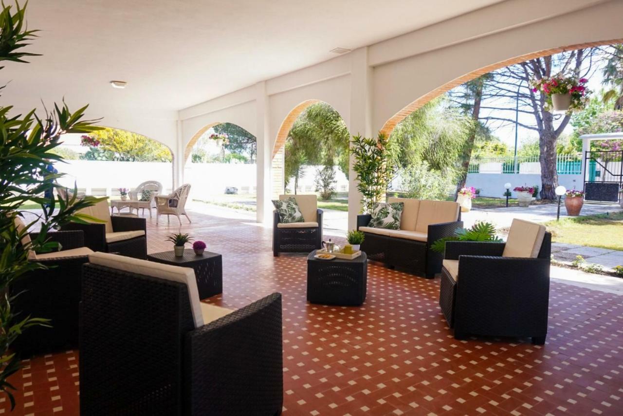 Villa Aurelia -Seafront Apartment With Patio Flumini di Quartu Εξωτερικό φωτογραφία