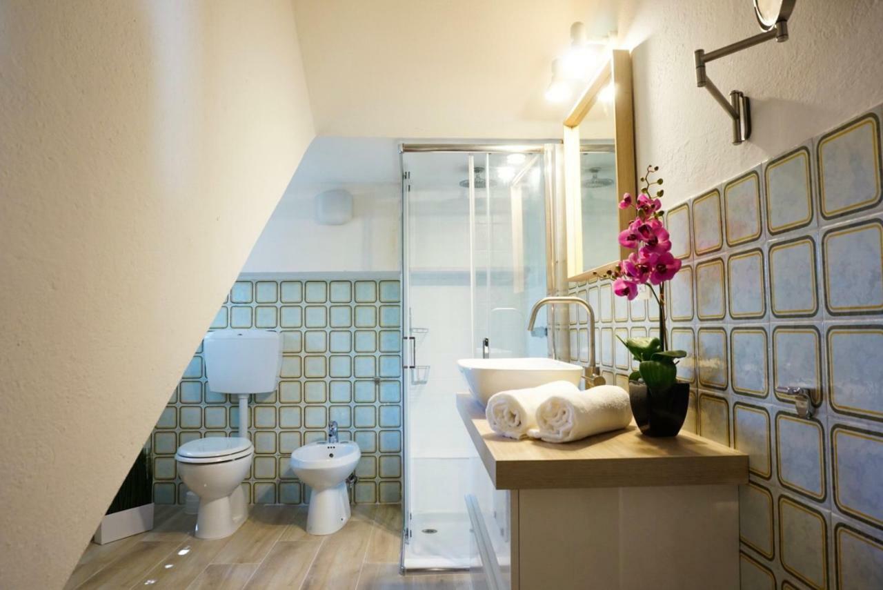 Villa Aurelia -Seafront Apartment With Patio Flumini di Quartu Εξωτερικό φωτογραφία