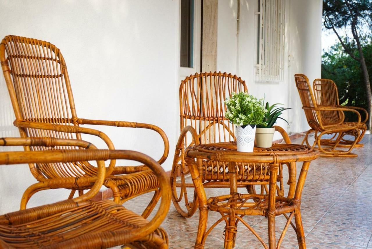 Villa Aurelia -Seafront Apartment With Patio Flumini di Quartu Εξωτερικό φωτογραφία