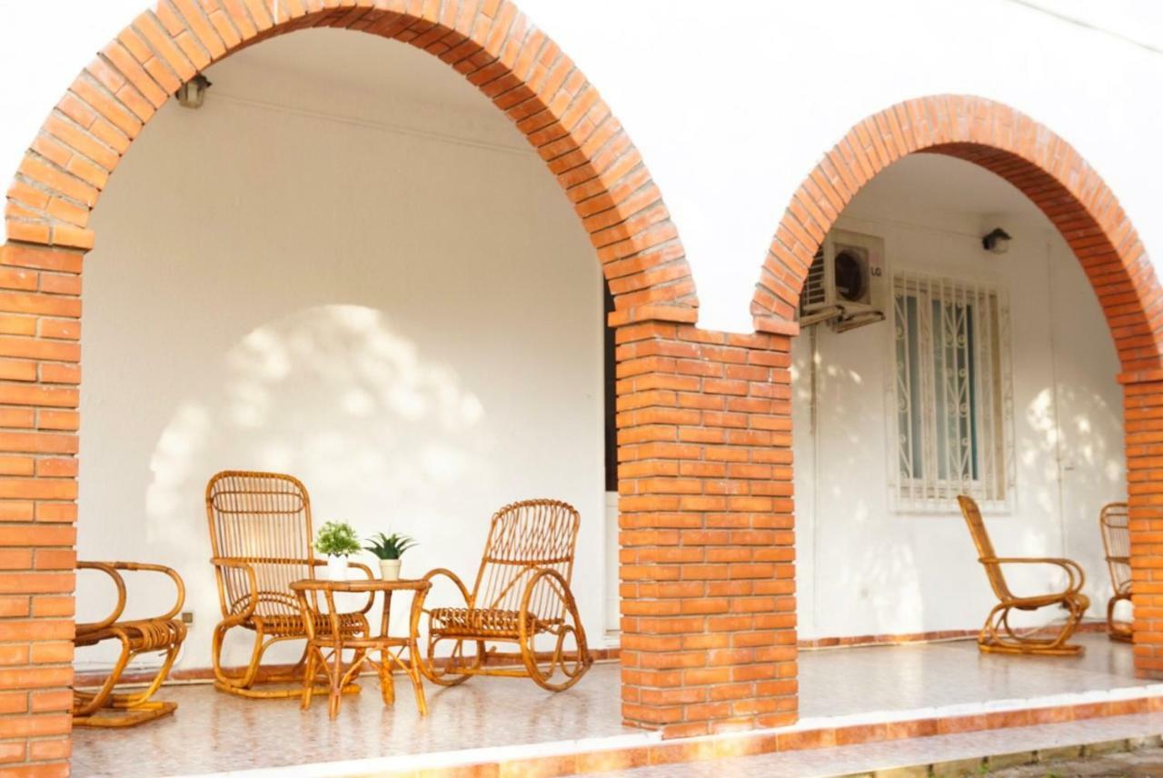 Villa Aurelia -Seafront Apartment With Patio Flumini di Quartu Εξωτερικό φωτογραφία